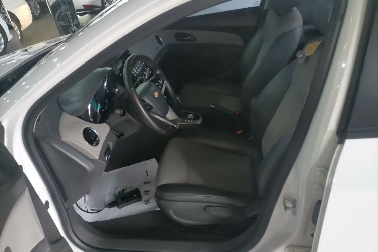 Used Chevrolet Cruze 2013 1.8L SE AT