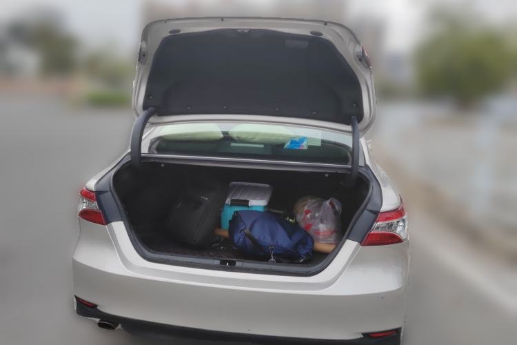 Used Toyota Camry 2019 Revised Version 2.0G Luxury Edition Trunk