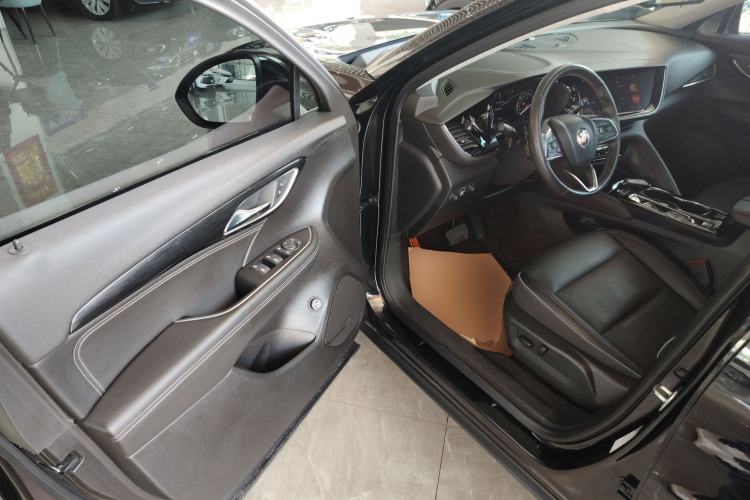 Used Buick Envision 2023 Encore Plus 652T Five-Seat Luxury Model Driver Seat