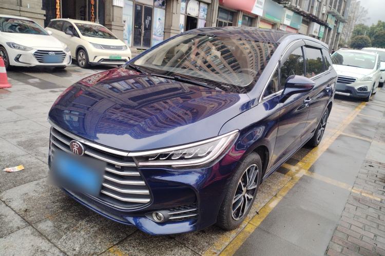 Used BYD Song MAX 2017 1.5T Manual Smart Connect Luxury 7-Seater