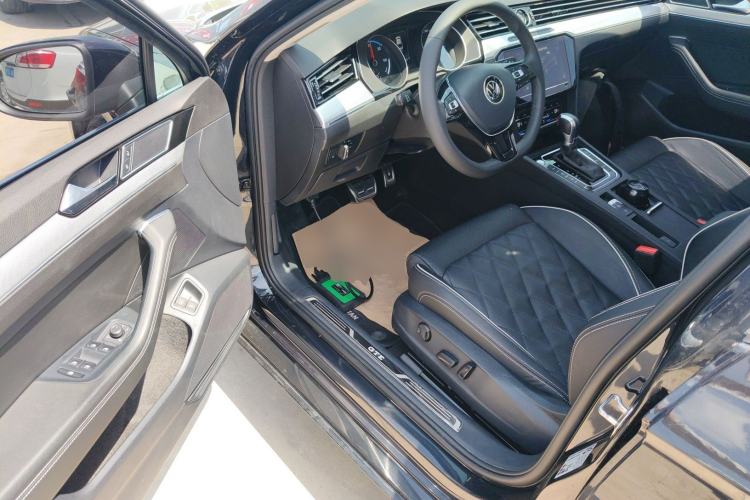 Used Volkswagen Magotan GTE Plug-in Hybrid 2020 GTE Luxury Model
