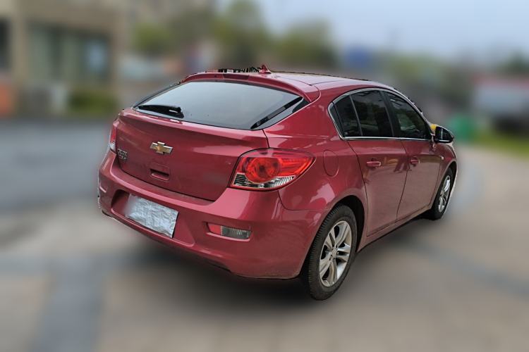 Used Chevrolet Cruze 2013 Hatchback 1.6L Manual Luxury Model