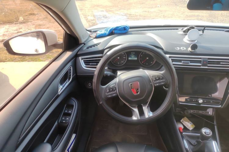 Used Roewe i5 2019 1.5L Manual 4G Connectable Langhao Edition
