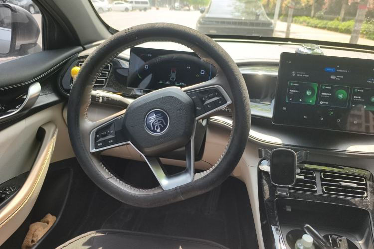 Used BYD Qin PLUS 2023 Champion Edition DM-i 55KM Leading Model
