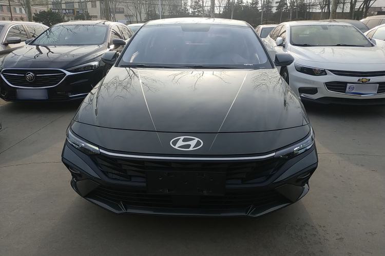 Used Hyundai Elantra 2023 1.5L CVT GLX Elite Edition Front