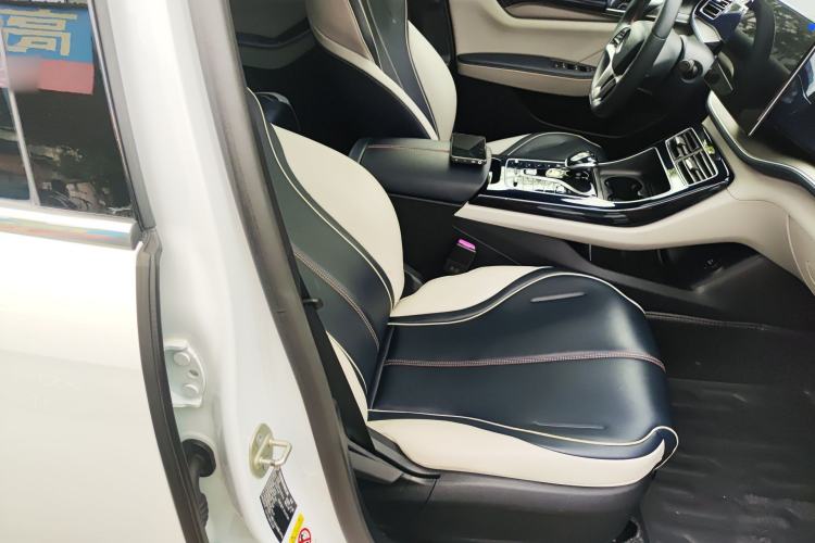 Used BYD Qin PLUS 2021 DM-i 120KM Flagship Model
