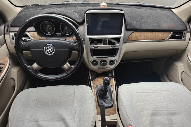 Used Buick Excelle 2015 1.5L Manual Classic Trim
