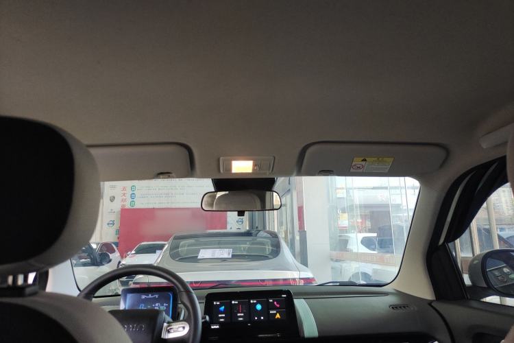 Used CHANGAN NEVO Lumin 2023 301km Honey Dew Edition
