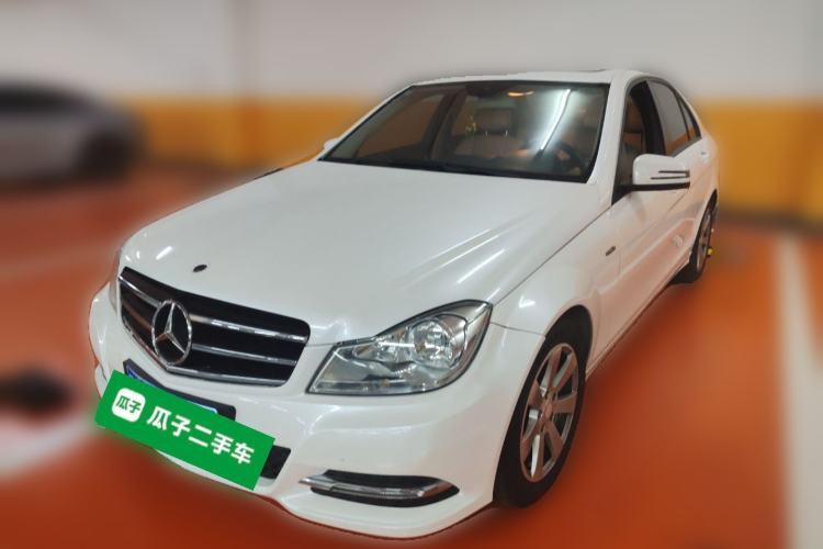 Used Mercedes-Benz C-Class 2011 C 180K Classic model