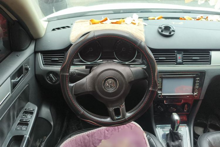 Used Volkswagen Bora 2013 1.4T Automatic Comfort Model Steering Wheel