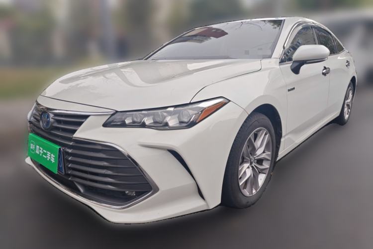 Used Toyota Avalon 2019 Dual-Engine 2.5L Luxury Edition China VI Standard