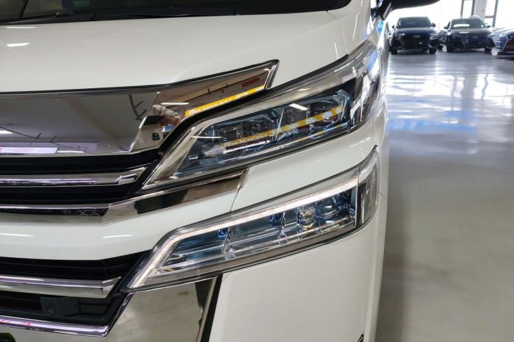 Used Toyota Vellfire 2020 Dual-Engine 2.5L HV Prestige Edition
