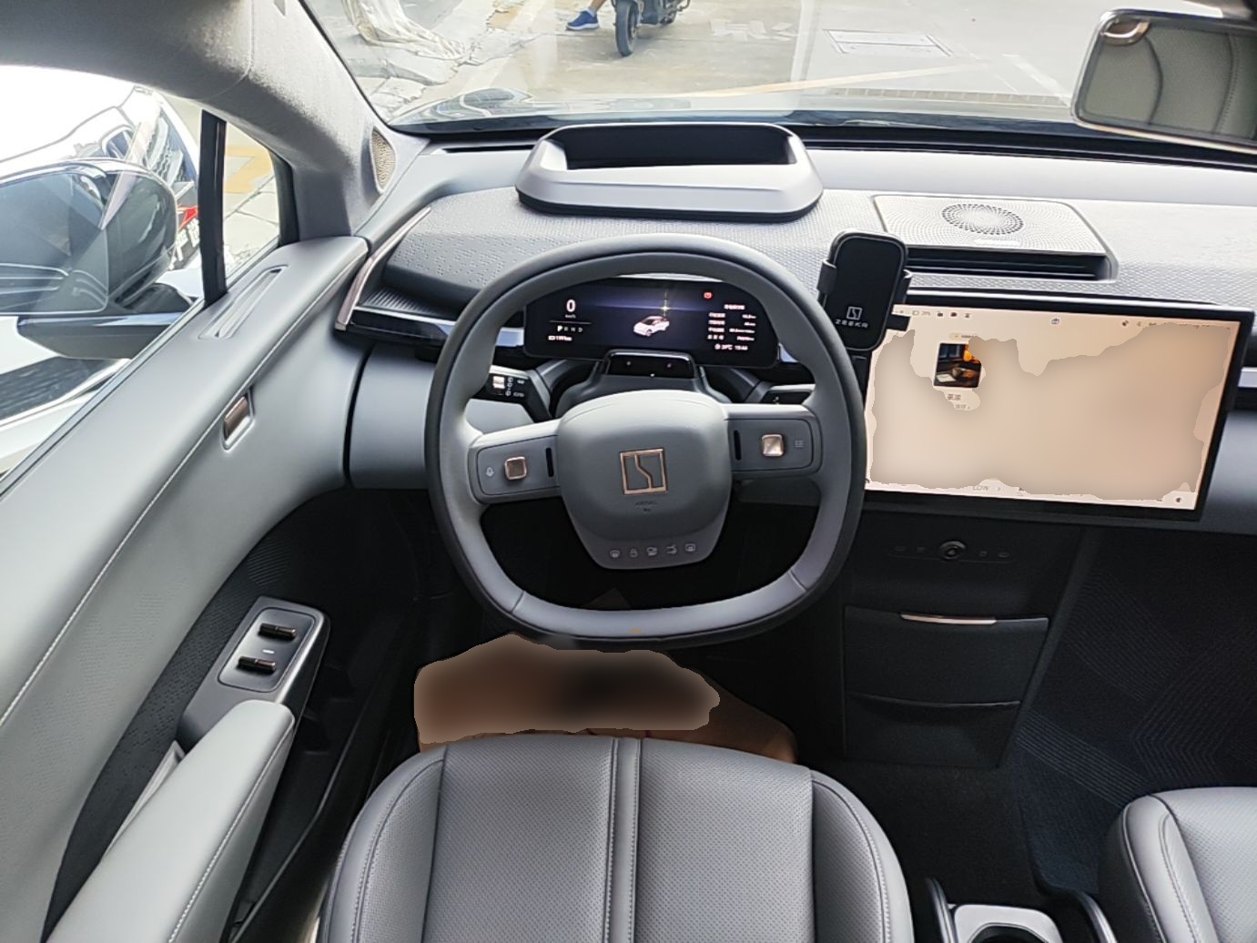 Zeekr X 2024 Five-Seater Four-Wheel Drive — снимка 13