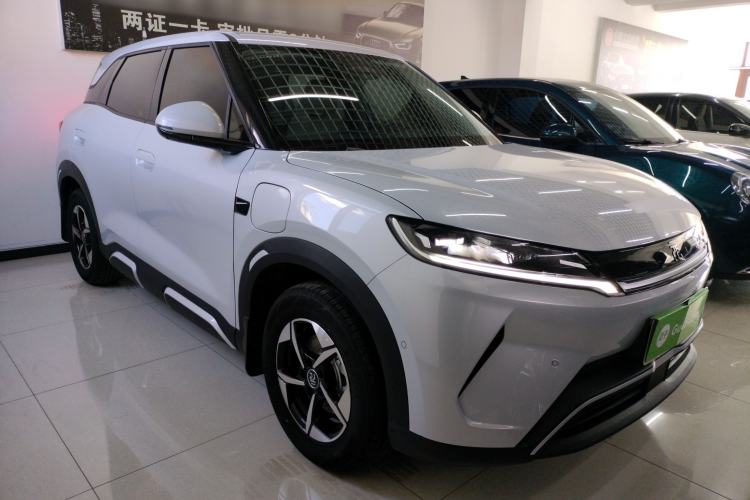 Used BYD Yuan UP 2025 Intelligent Driving Version 401 KM Dynamic Edition Front Right 45 Deg