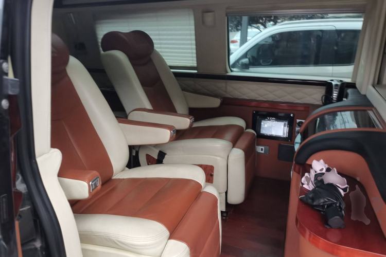 Used Mercedes-Benz Vito 2013 3.0L Elite Edition Left Rear Seat