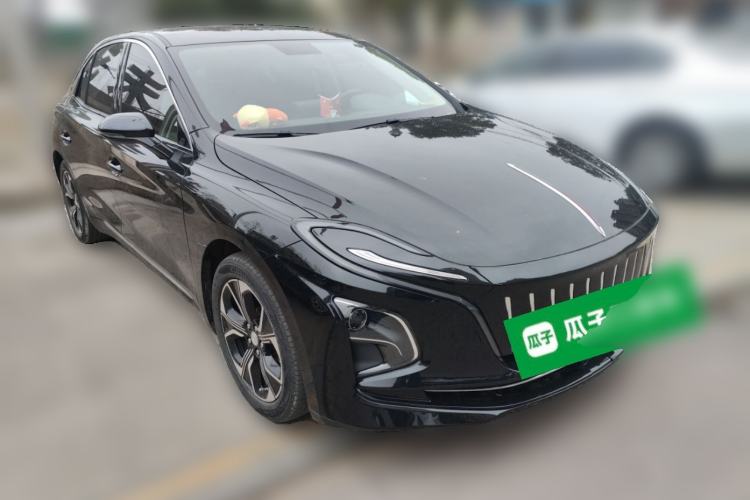Used Hongqi E-QM5 2023 Base Travel Edition
