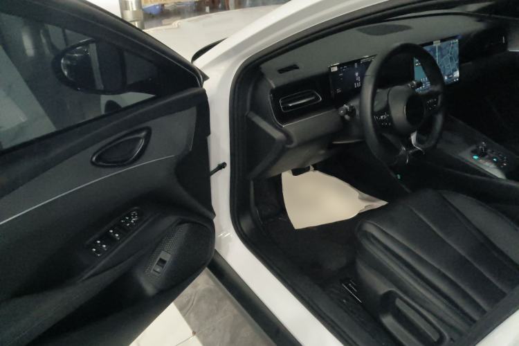 Used BYD Seal 06 New Energy 2025 DM-i Smart Drive 80KM Luxury Model Driver Seat