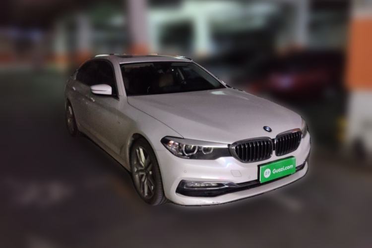 Used BMW 5 Series 2018 Revised Version 530Li Leading Edition Luxury Package Front Right 45 Deg
