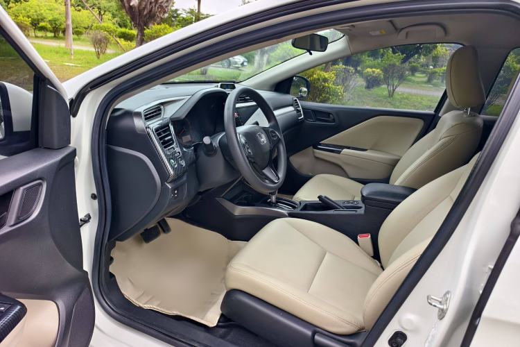 Used Honda Greiz 2016 1.5L CVT Classic Edition
