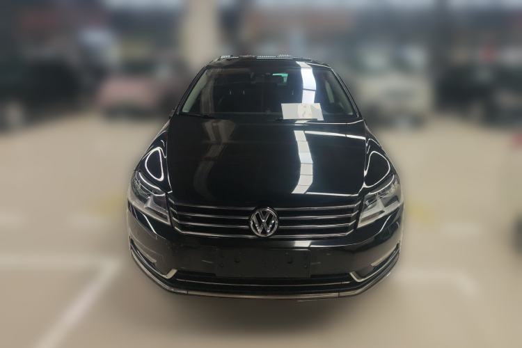 Used Volkswagen Magotan 2012 Travel Edition 2.0 TSI Comfort Version Front