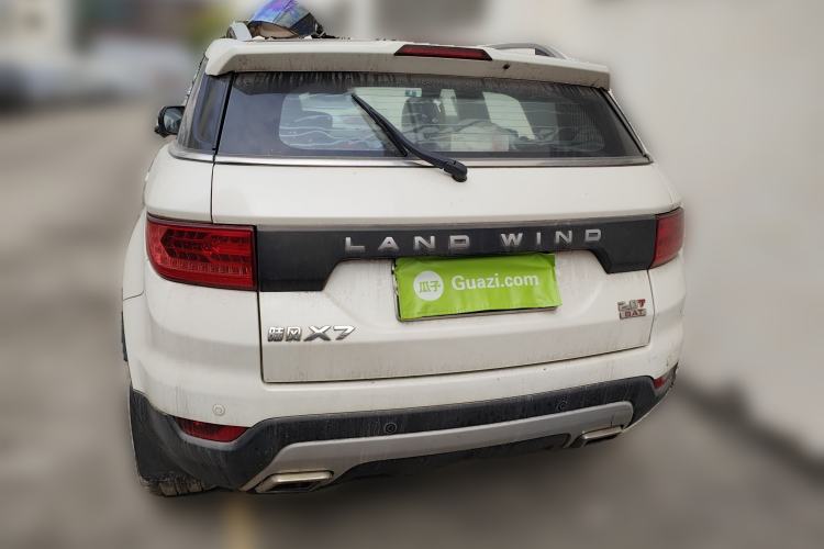 Used Land X7 2015 2.0T Panoramic Prestige Edition
