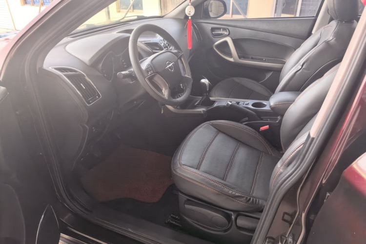 Used Haima S5 2015 1.6L Manual Luxury Model with Sunroof
