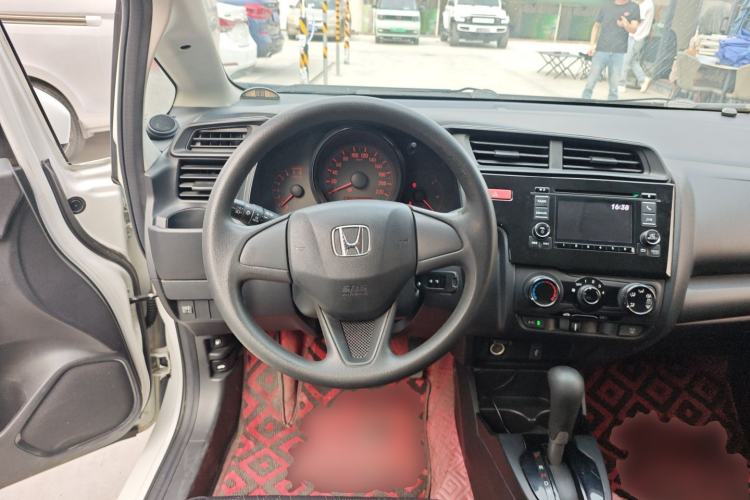 Used Honda Fit 2014 1.5L LX CVT Comfort Model Steering Wheel