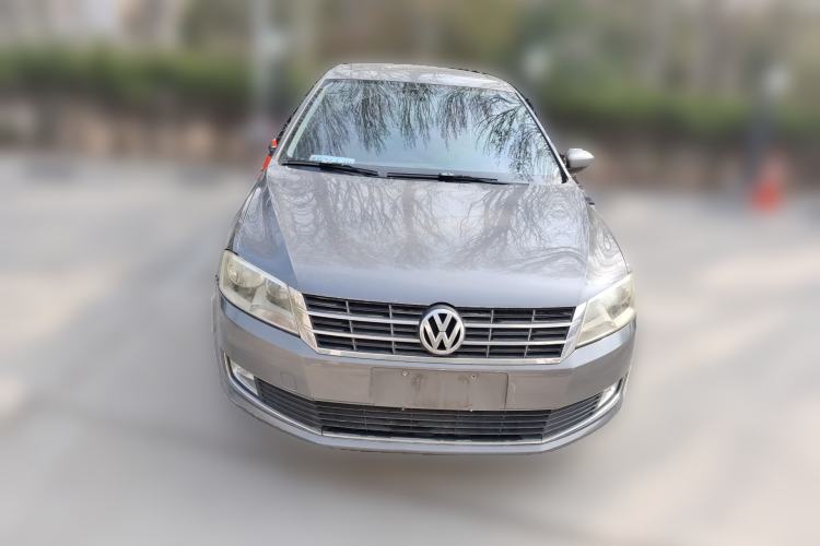 Used Volkswagen Lavida 2013 1.6L Automatic Comfort Edition Front