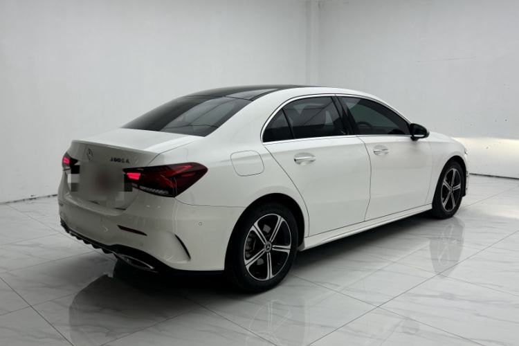 Used Mercedes-Benz A-Class 2022 Revised Version A 200 L Sport Sedan Fashionable Style