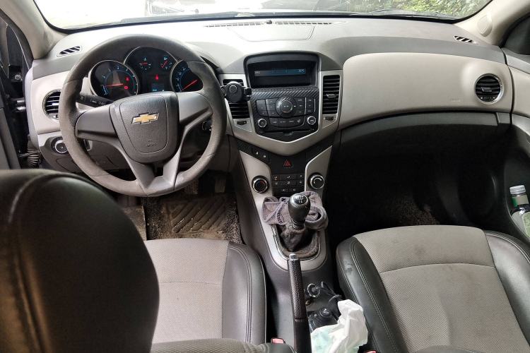 Used Chevrolet Cruze 2012 1.6L SL Grand Edition Manual Transmission