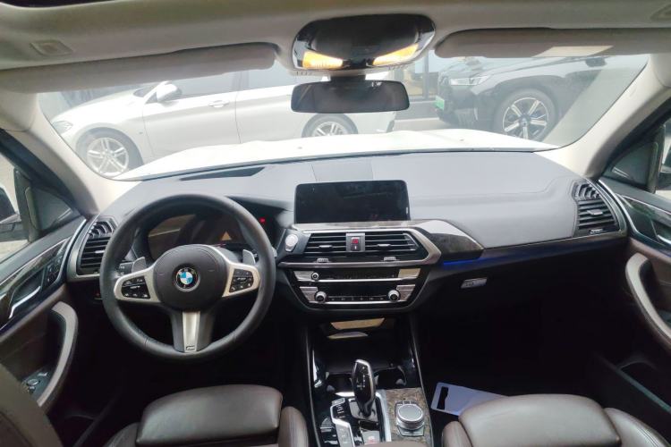 Used BMW X3 2020 xDrive30i Luxury Model with M Sport Package Center Console