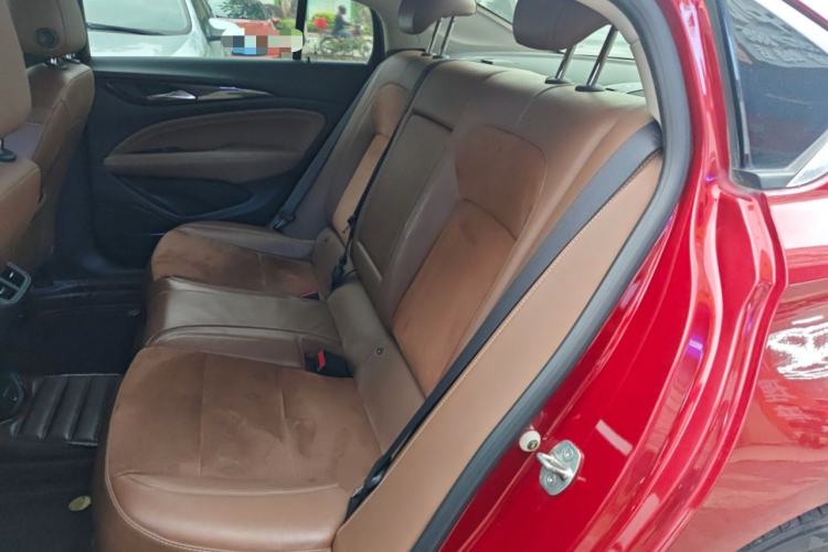 Used Buick Regal 2019 20T Elite Version China VI Standard Left Rear Seat