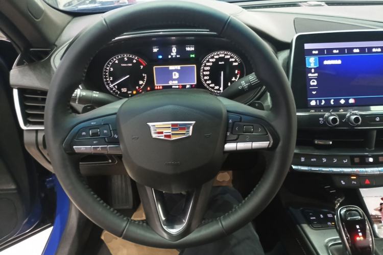 Used Cadillac CT5 2021 28T Luxury Model Steering Wheel