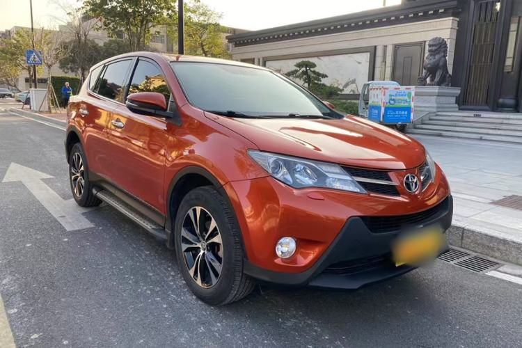 Used Toyota RAV4 2015 2.5L Automatic 4x4 Elite Edition Exterior 5