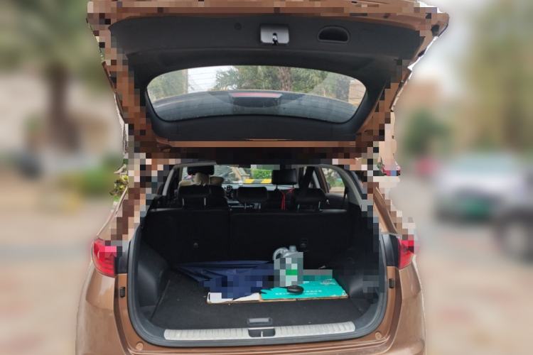 Used Kia KX5 2016 1.6T Automatic Two-Wheel Drive DLX Trunk