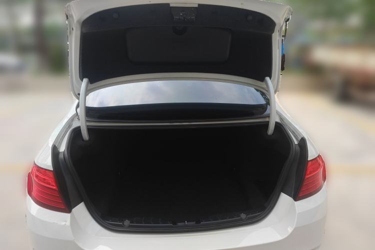 Used BMW 5 Series 2014 520i Elegant Edition