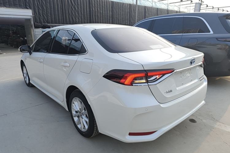 Used Toyota Corolla 2021 Dual-Motor 1.8L E-CVT Elite Edition Exterior 2