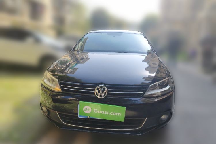 Used Volkswagen Sagitar 2014 1.6L Manual Comfort Model Front