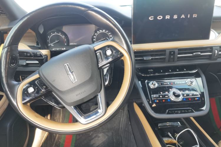 Used Lincoln Corsair 2021 2.0T Two-Wheel-Drive Luxury Edition