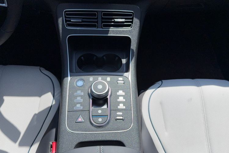 Used BYD Destroyer 05 2024 HONOR Edition DM-i 55KM Luxury Model Interior 3