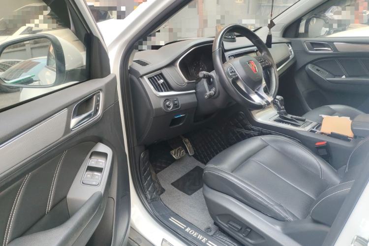 Used Roewe RX5 2016 20T Two-Wheel Drive Automatic Internet Smart Edition
