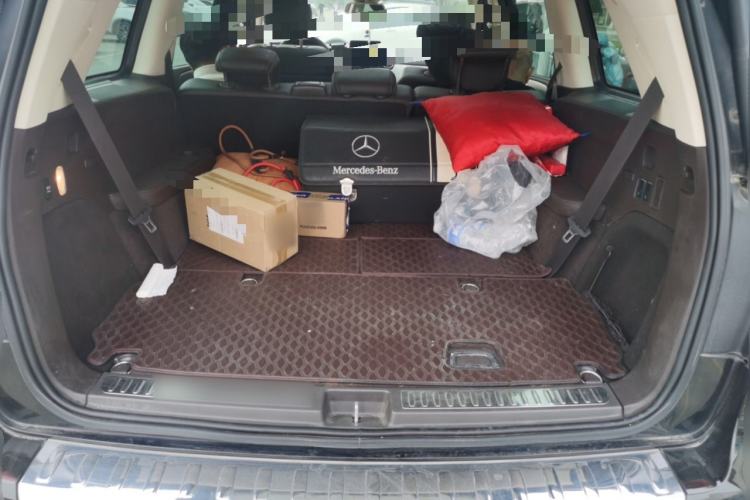 Used Mercedes-Benz GLS 2018 Facelift GLS 320 4MATIC Trunk