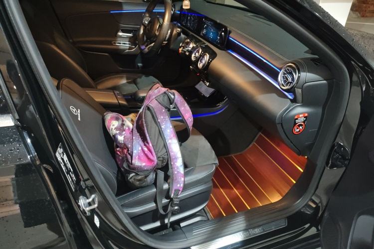 Used Mercedes-Benz A-Class 2021 A 200 L Sport Sedan Fashion Model Right Front Seat