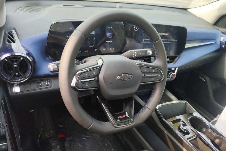 Used Chevrolet Equinox Plus 2024 102km RS Ultimate Edition Steering Wheel
