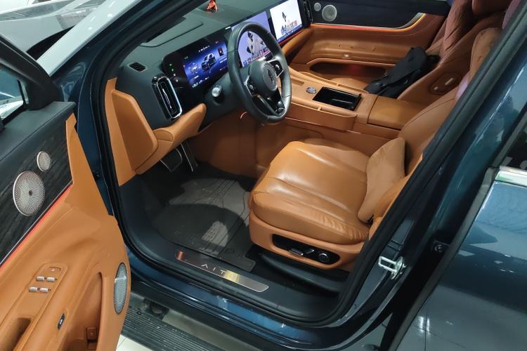 Used Hima AITO M9 2024 Range-Extended Ultra Version 42 kWh 6-Seater Model Driver Seat