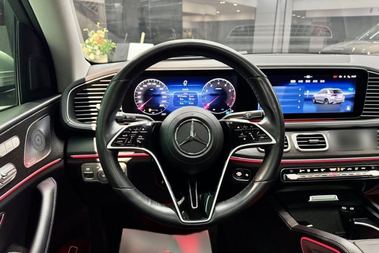 Used Mercedes-Benz GLE 2024 GLE 450 4MATIC Luxury Model
