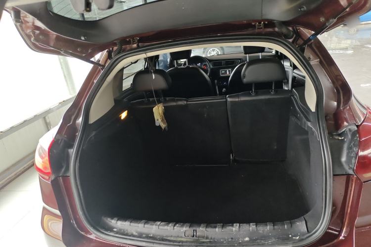 Used Citroen C3-XR 2015 1.6L Manual Pioneer Model Trunk