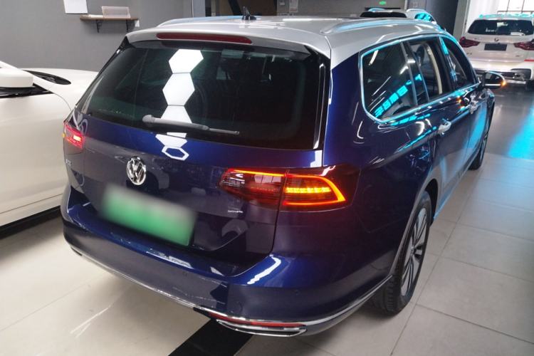 Used Volkswagen Variant New Energy 2019 GTE model
