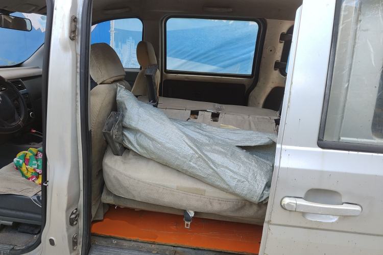 Used Wuling Rongguang V 2015 1.5L Base Version