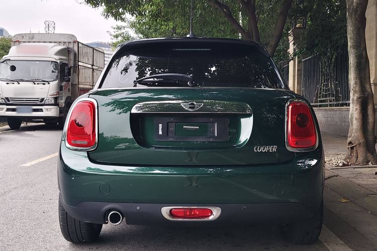 Used MINI MINI 2016 1.5T COOPER Five-Door Edition